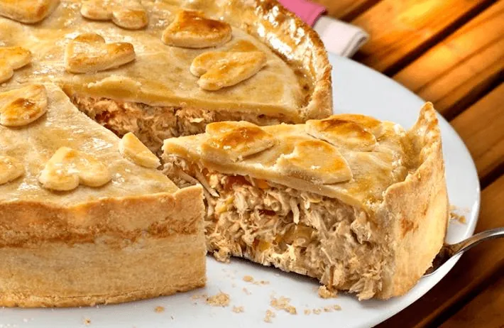Tarta salada de pollo